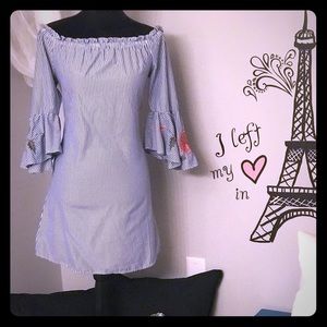 Size S off the shoulder summer dress
